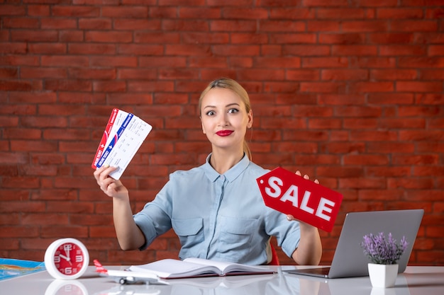 Kredyt 50 tys ile rata wyniesie w praktyce?