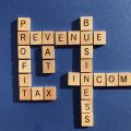 Przy jakich zarobkach wchodzi się w drugi próg podatkowy?